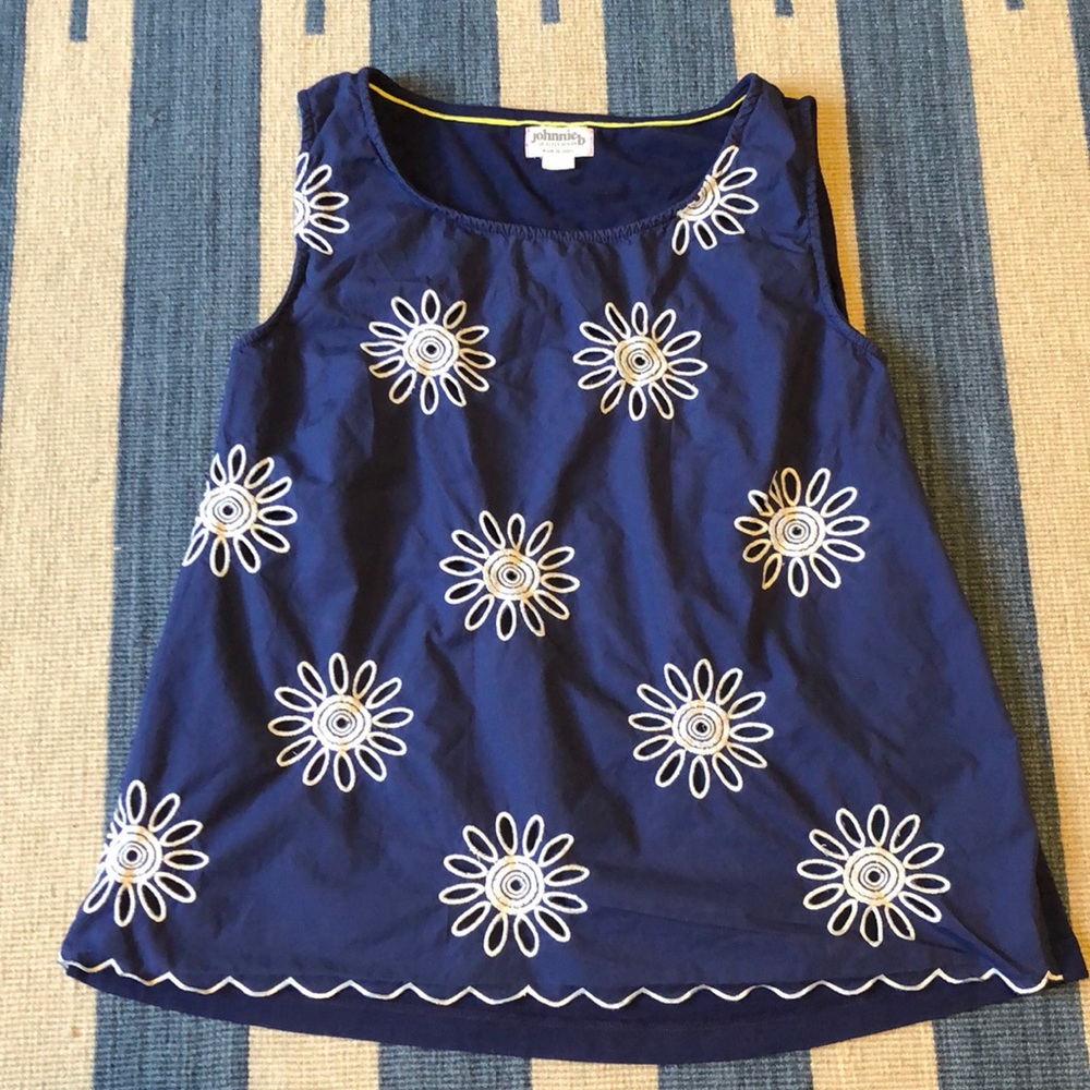 Boden johnnie b. Navy and White Eyelet Floral Tank